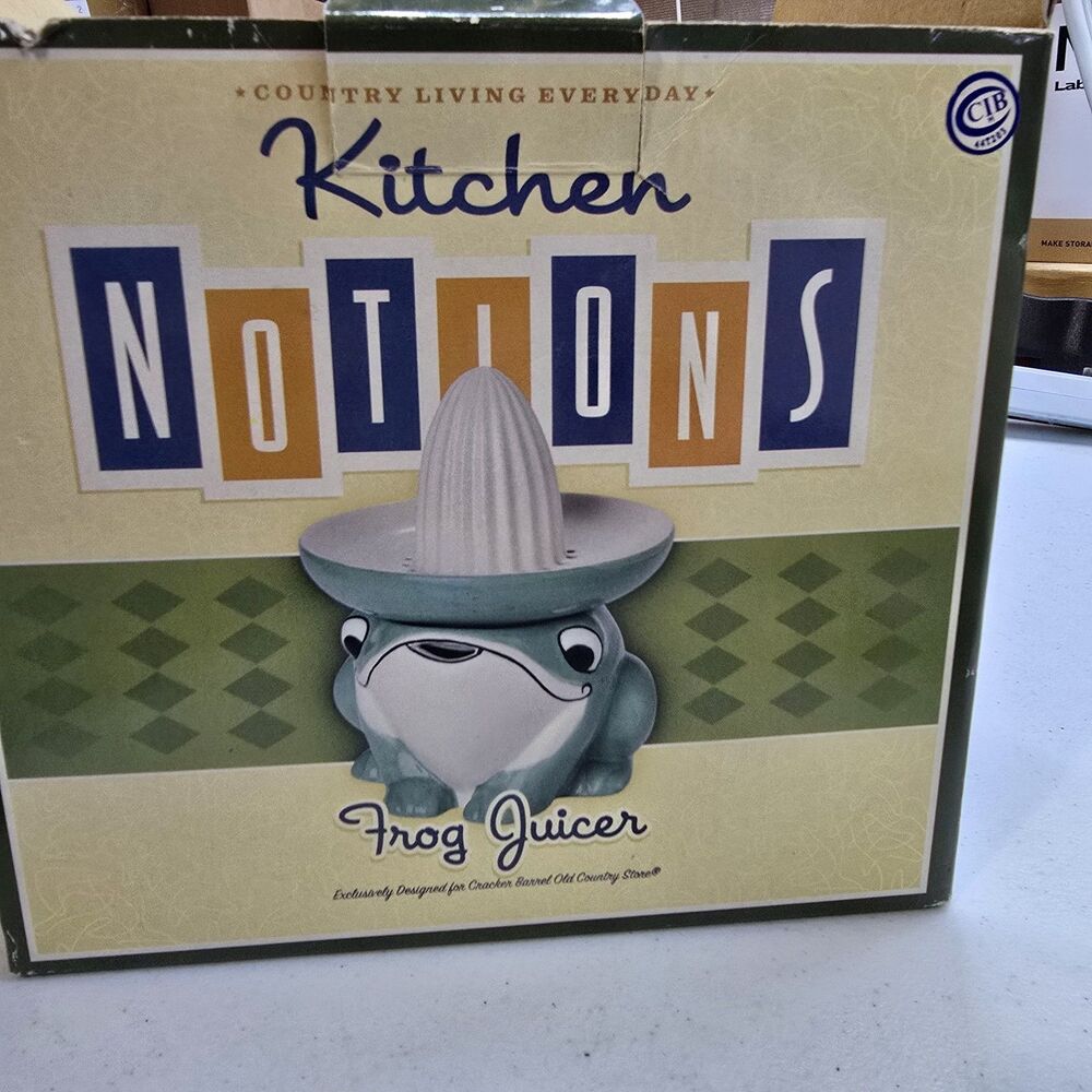 NIB Kitchen Notions Ceramic Green Frog Manual Juicer Nostalgic Houseware